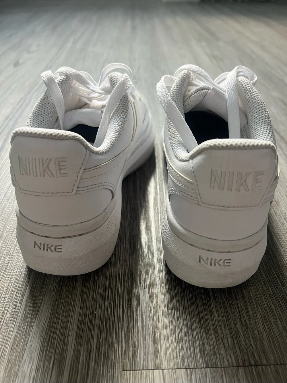 Nike White Women's Sneakers - Picture 3 of 4